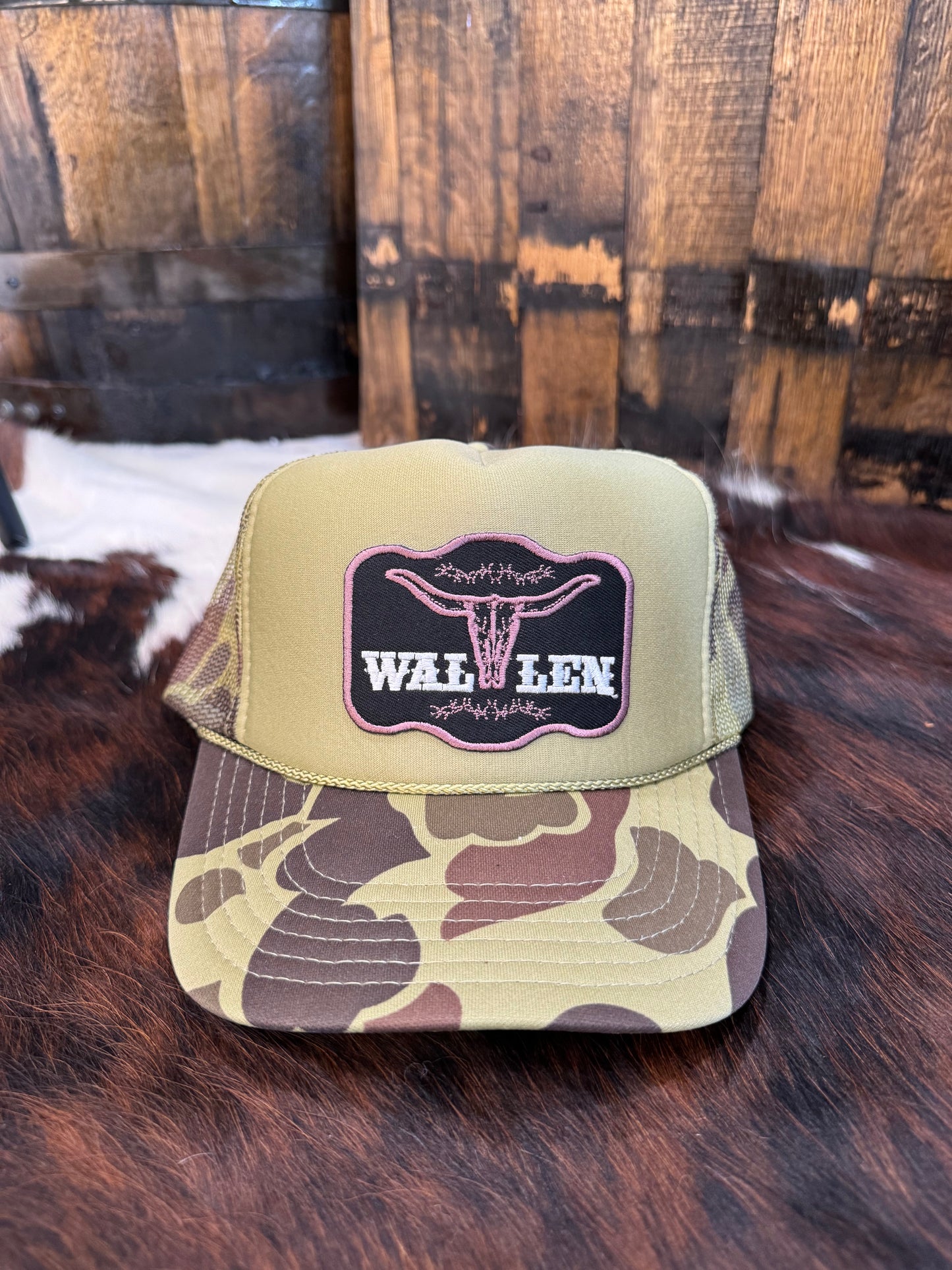Wallen Camo Trucker